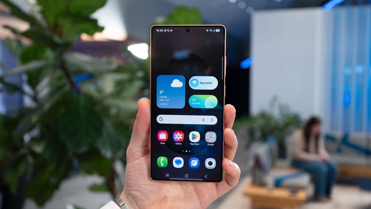 Galaxy S26 Ultra&nbsp;dự kiến sẽ trang bị tấm nền OLED M14