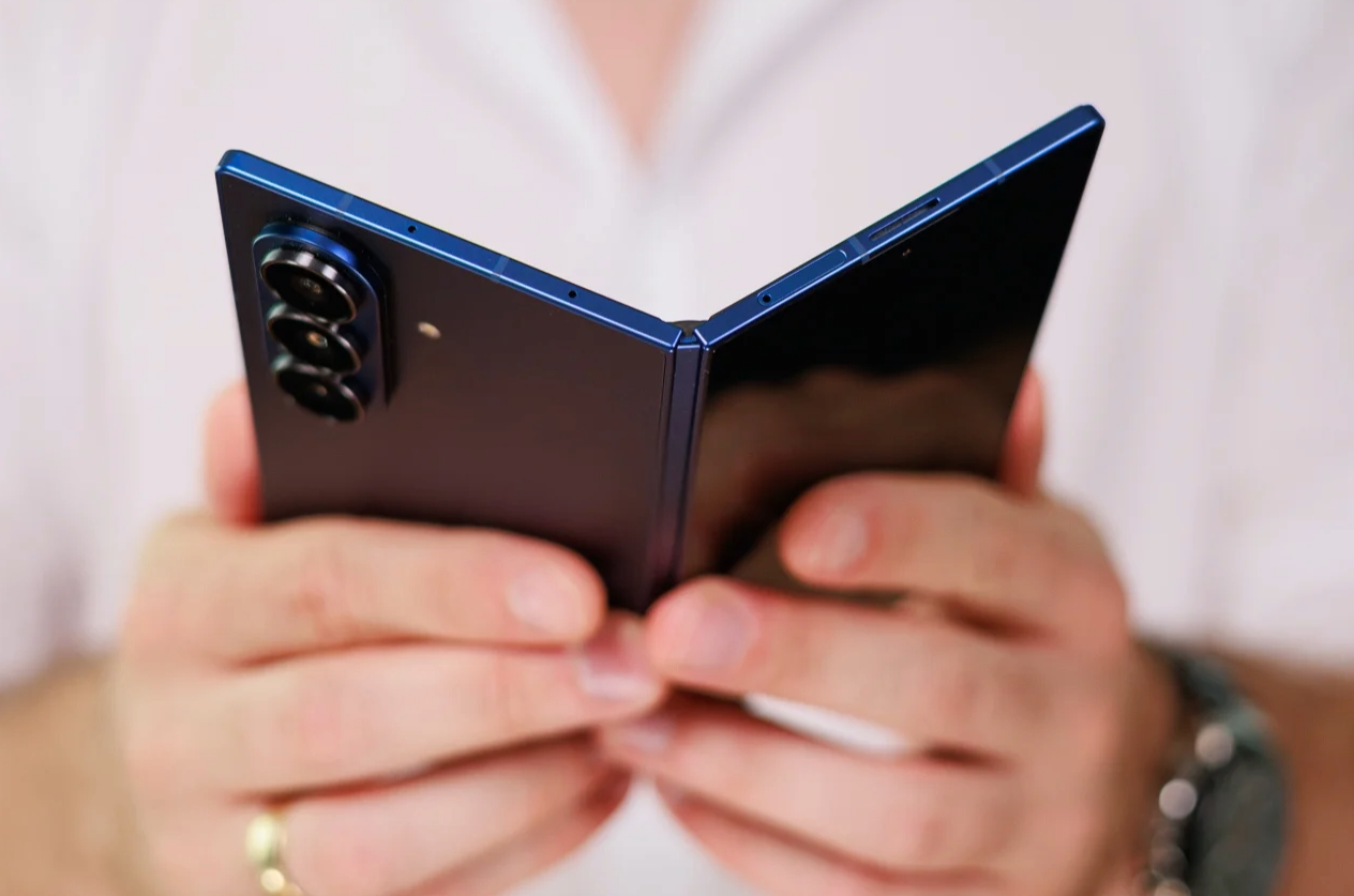 Galaxy Z Fold 7.