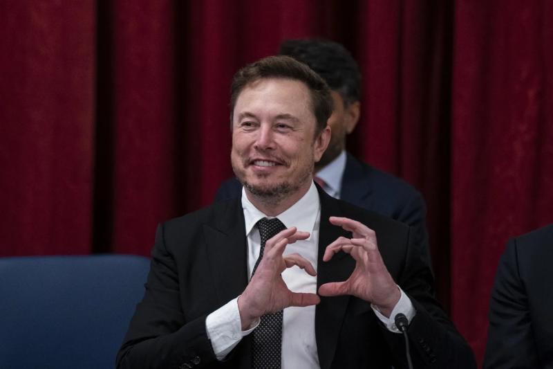 Elon Musk am anh AI anh 3