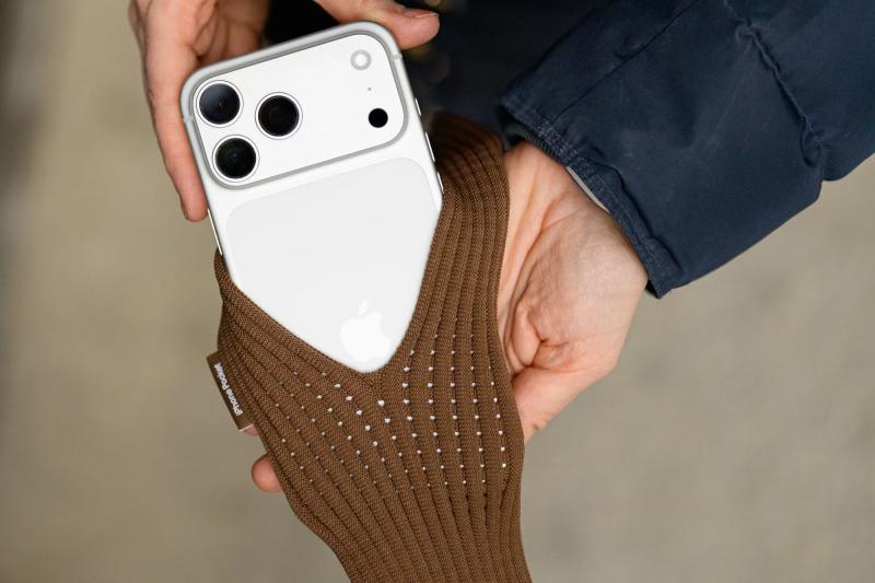 Tui vai dung iPhone anh 2