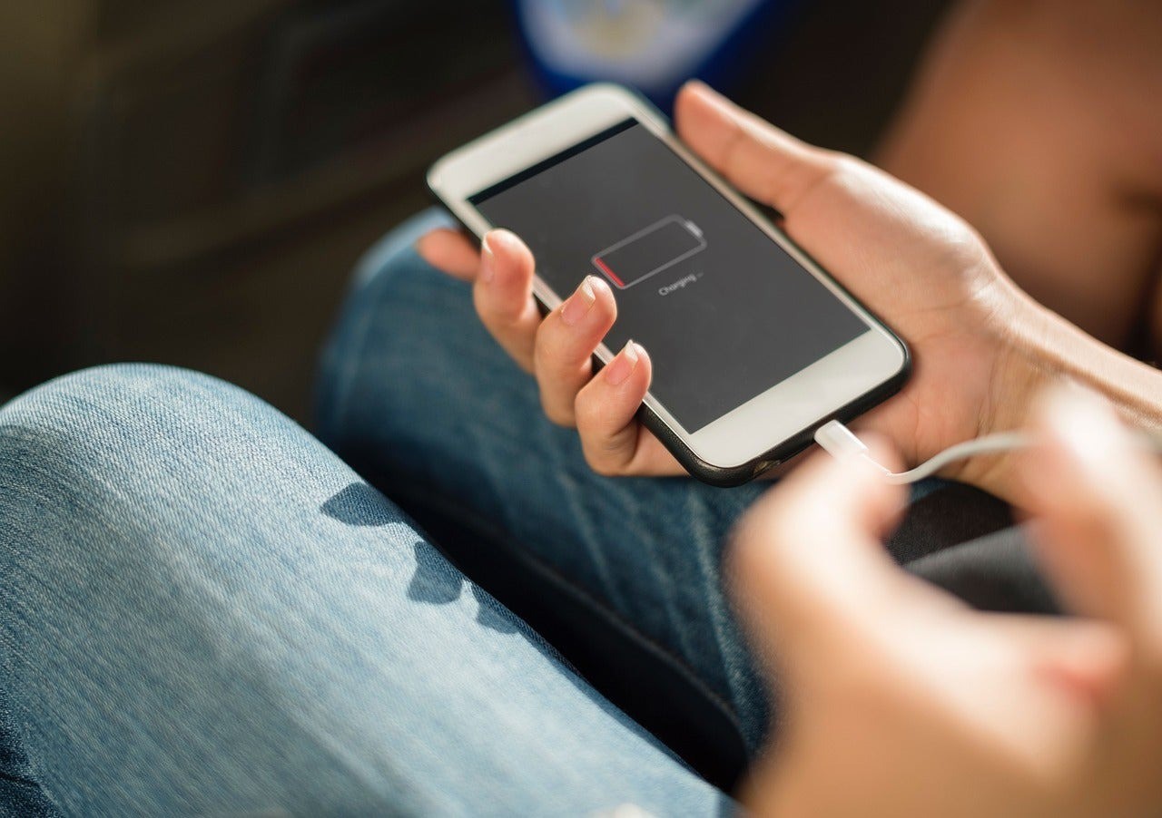 Trải nghiệm sử dụng smartphone pin 7.500 mAh có gì khác biệt? - 2