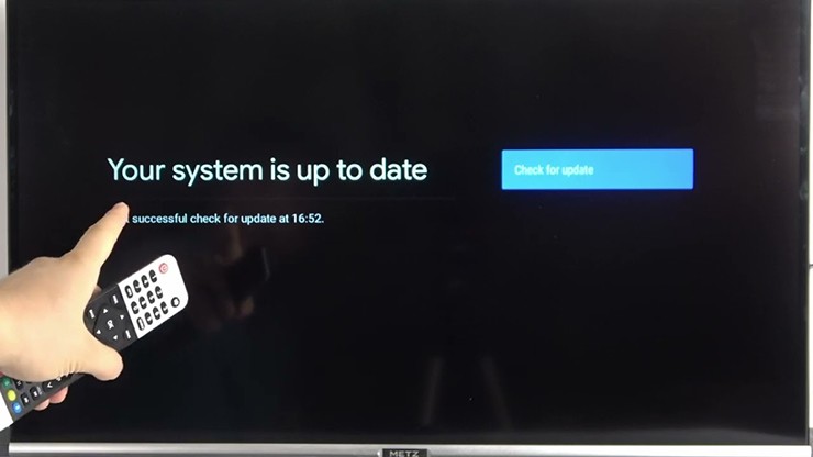 Cập nhật phần mềm thường xuyên sẽ giúp Smart TV hoạt động ổn định hơn.
