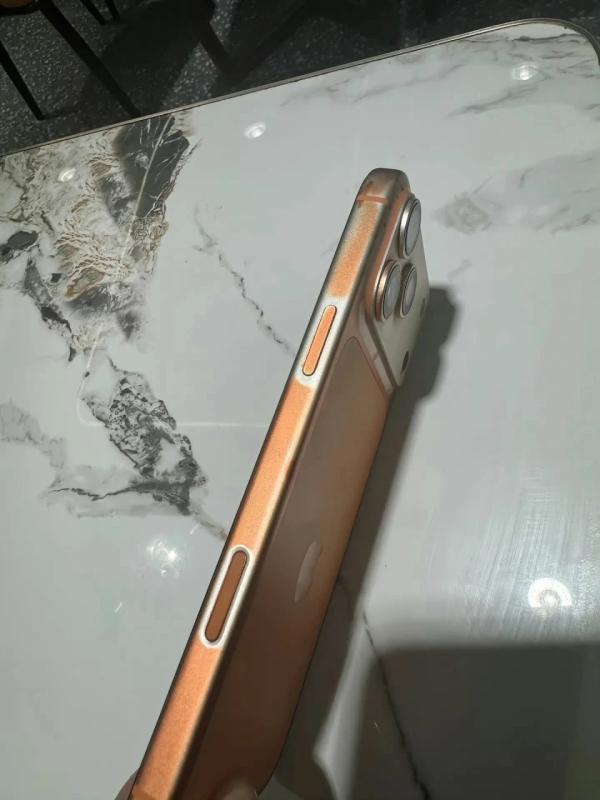 Lau iPhone 17 Pro Max anh 3