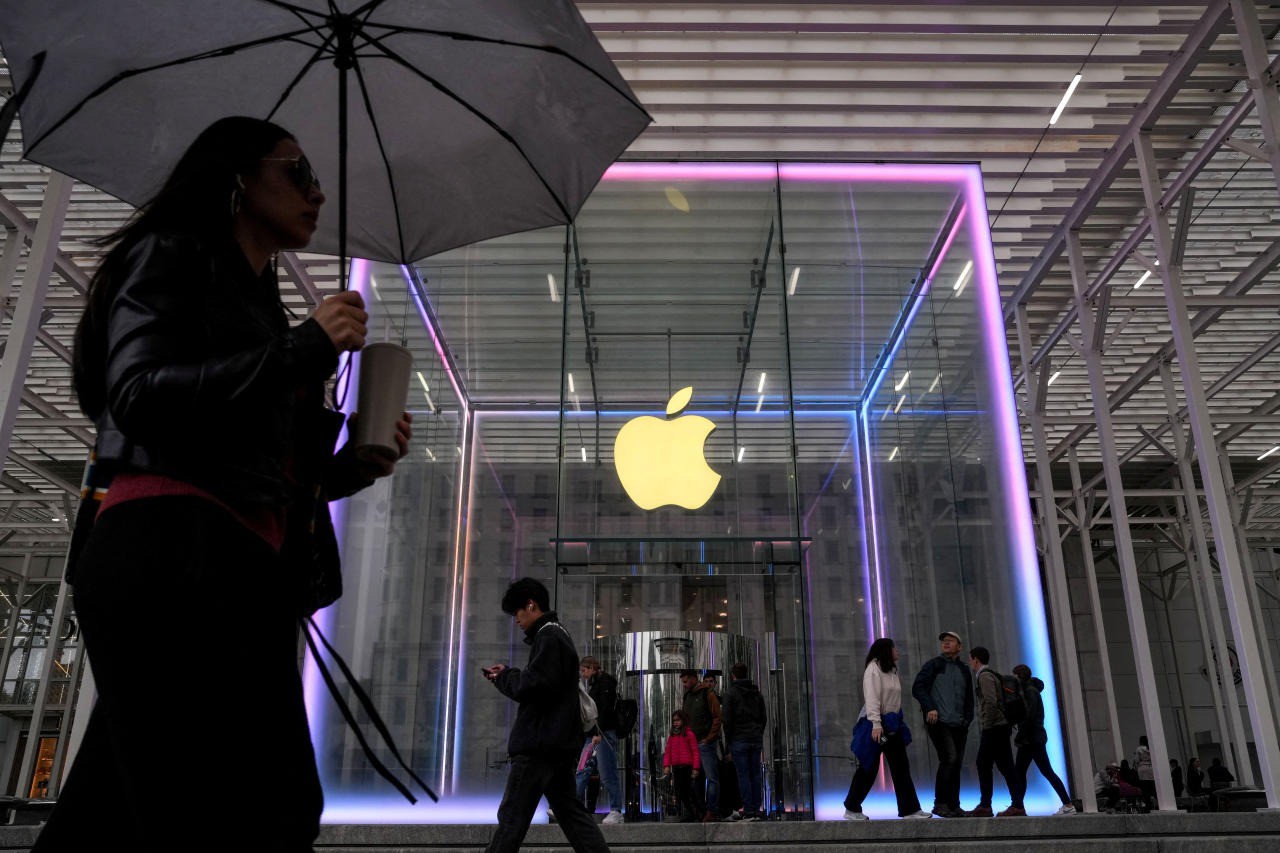 Apple đang tìm&nbsp;những cách thức mới để thúc đẩy tăng trưởng cho dòng sản phẩm iPhone
