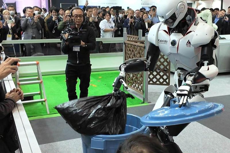 robot hinh nguoi,  robot hinh nguoi Unitree,  robot Trung Quoc,  robot Nhat Ban anh 2