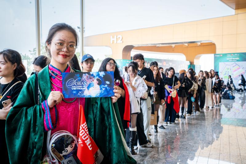 T1 sang Viet Nam anh 3