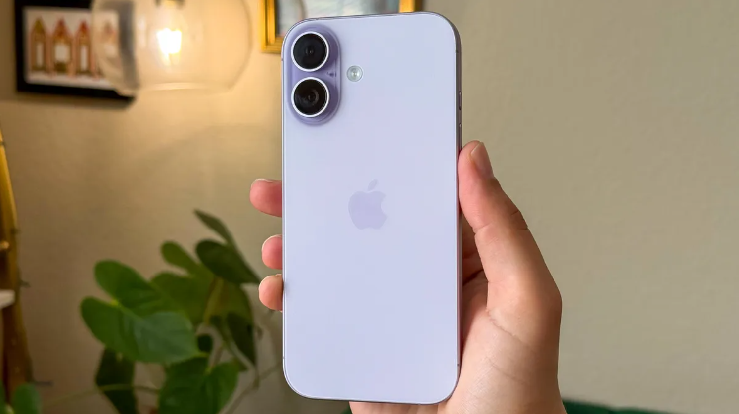 iPhone 17.