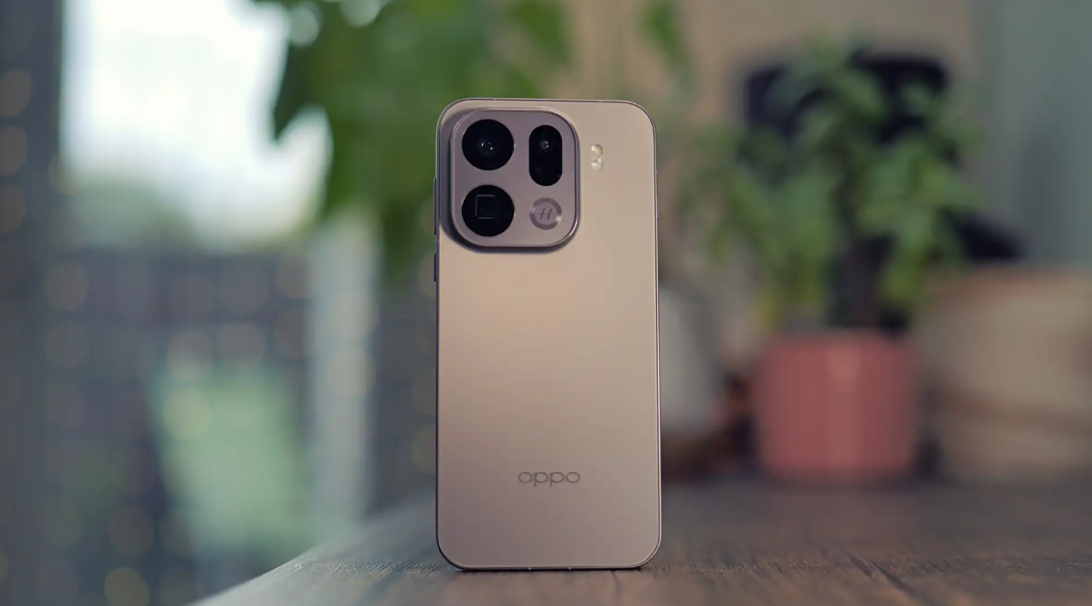 Oppo Find X9 Pro.