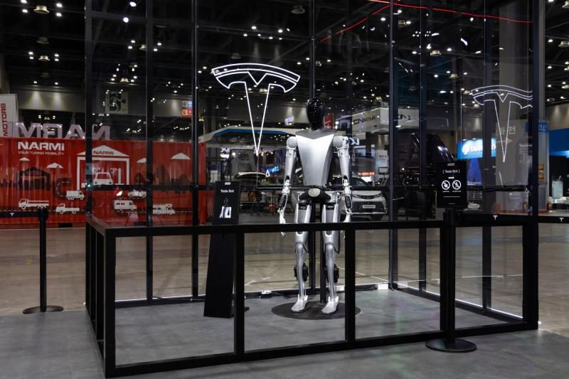 robot hinh nguoi,  robot Optimus cua Tesla,  ty phu Elon Musk,  Tesla robot hinh nguoi anh 3