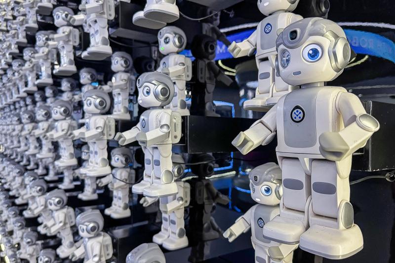 Robot hinh nguoi anh 12