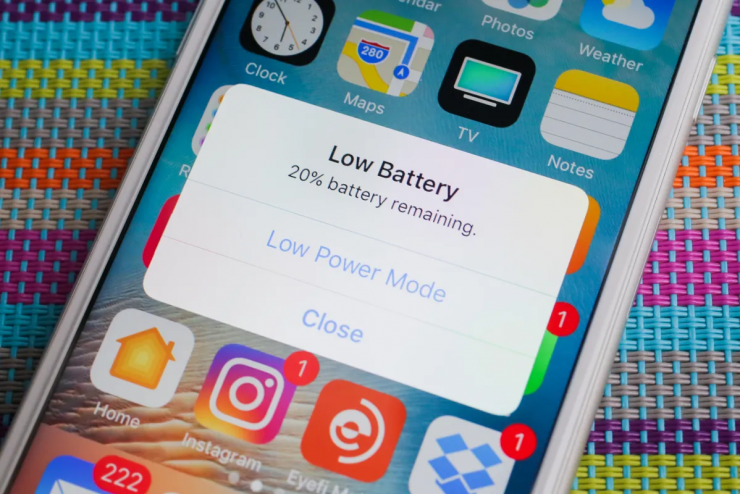 Chế độ tiết kiệm năng lượng của Apple giúp kéo dài tuổi thọ pin iPhone. Ảnh: CNET