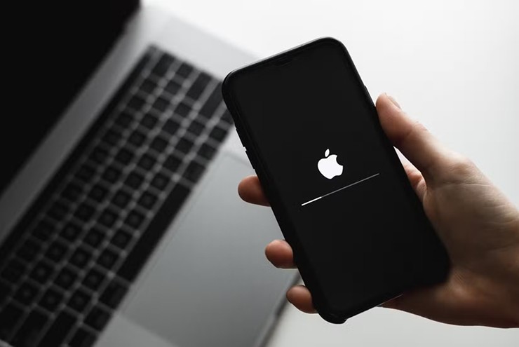 Apple gần đây thậm chí còn tung bản cập nhật bảo mật cho iPhone 5s đã hơn 12 năm tuổi.