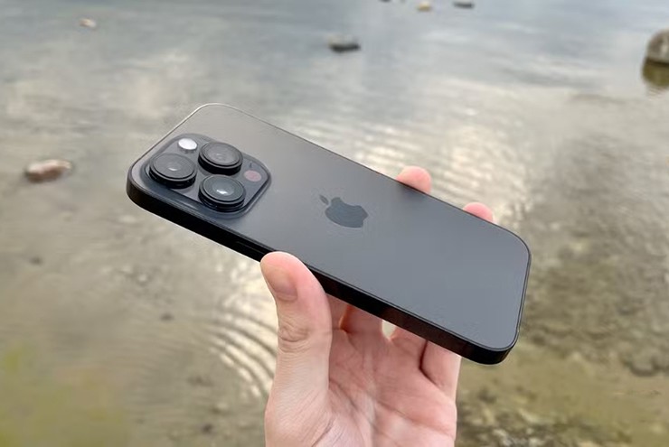 Chiếc iPhone vẫn còn “quá ổn” trước sức hút iPhone 17 Pro - 3