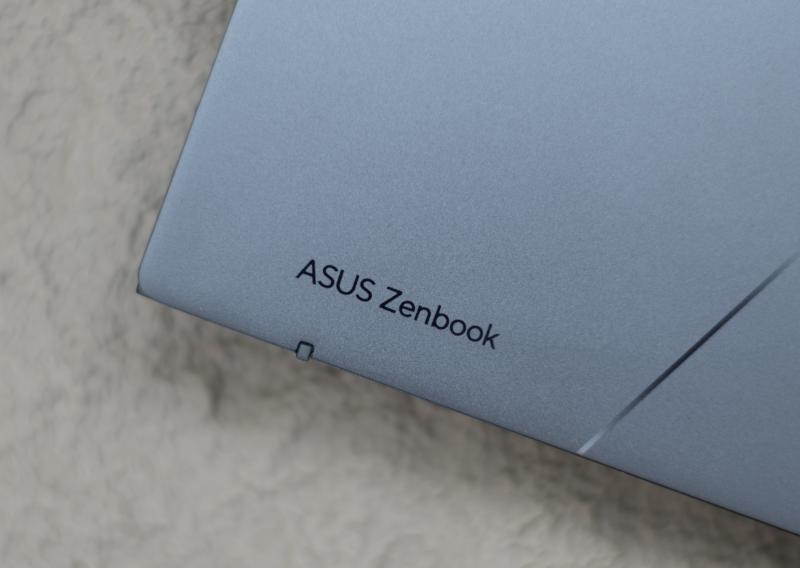 Laptop AMD anh 3