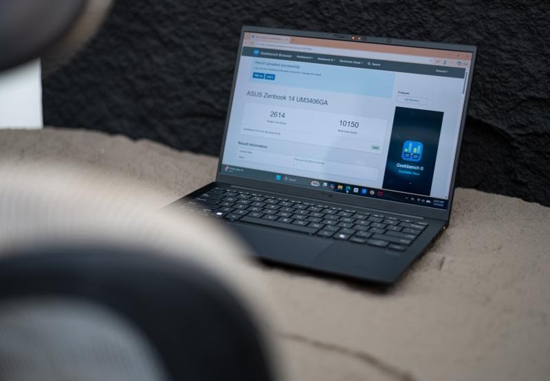 Laptop AMD anh 4