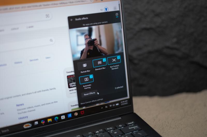 Laptop AMD anh 7