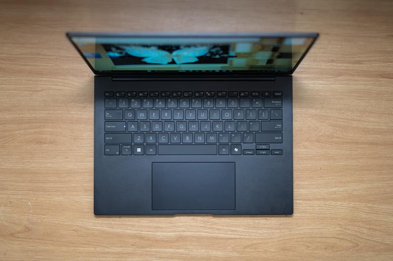 Laptop AMD anh 2