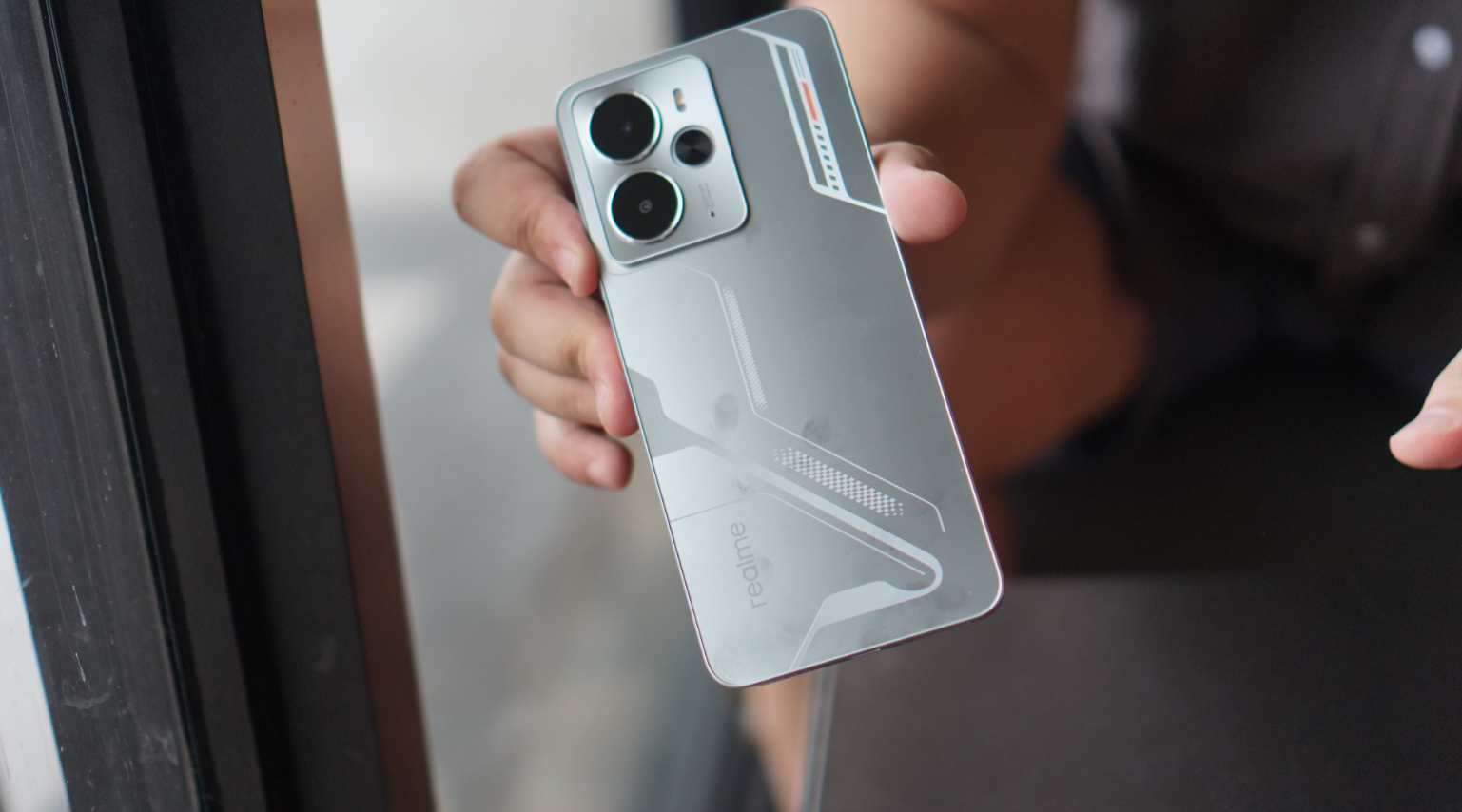 Realme 14 5G.
