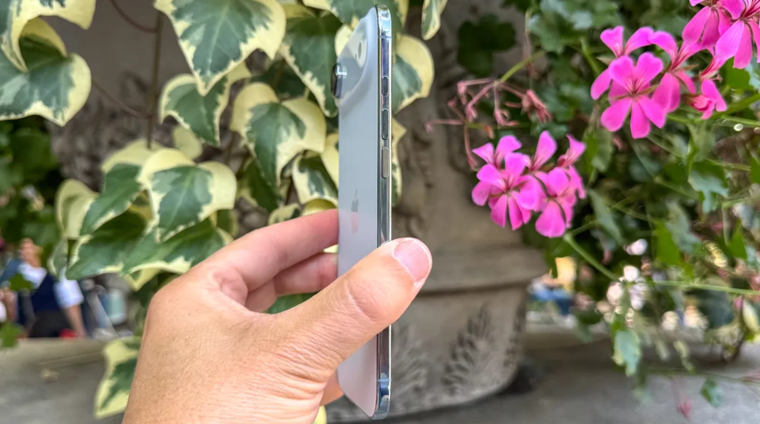 iPhone Air.