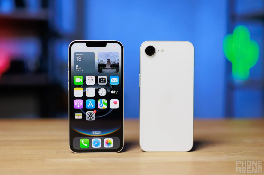 iPhone 16e.