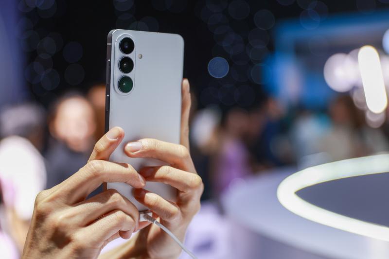 Samsung anh 14