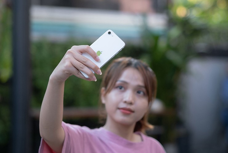 Chiếc điện thoại này hiện có giá dưới 3 triệu đồng trên thị trường điện thoại cũ.