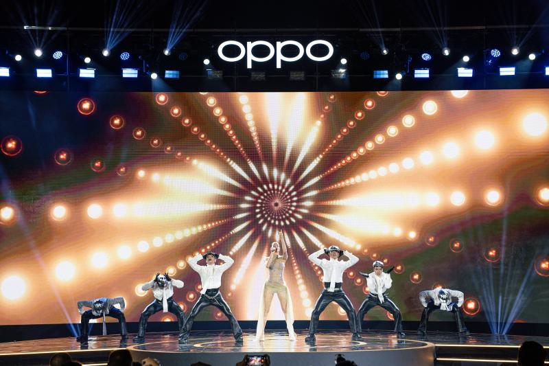 Oppo anh 8