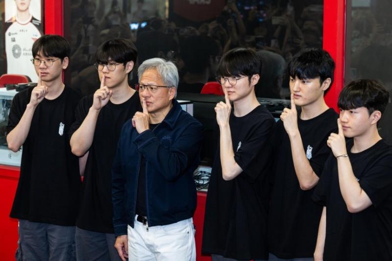 Jensen Huang anh 6