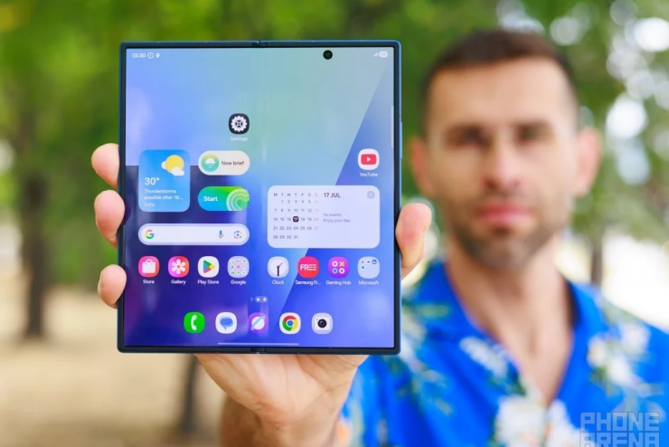 Galaxy Z Fold 8 sẽ mang đến một vài nâng cấp quan trọng so với Z Fold 7, nhưng như thế là chưa đủ. Ảnh: PhoneArena