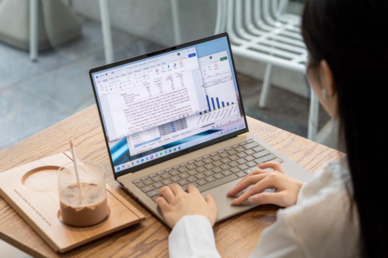 Zenbook A14 anh 2