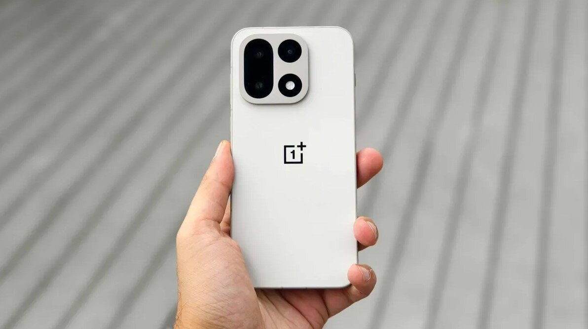 OnePlus 13.