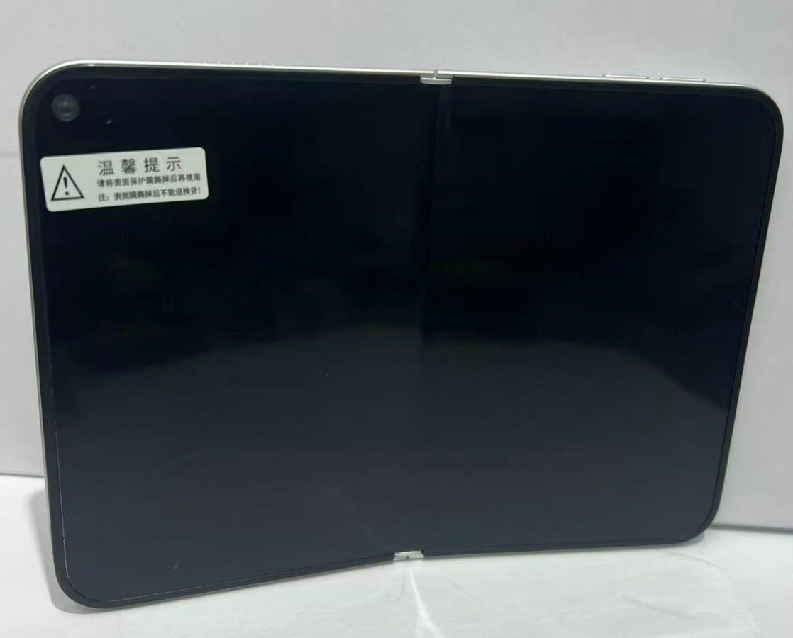 Ảnh tin đồn của iPhone Ultra.