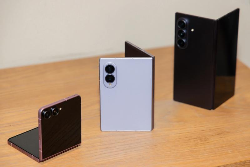 Samsung Galaxy Z Fold8, Samsung Galaxy Z Flip8, Samsung Galaxy Unpacked 2026, iPhone màn hình gập, Samsung cạnh tranh iPhone ảnh 6 Samsung Galaxy Z Fold8, Samsung Galaxy Z Flip8, Samsung Galaxy Unpacked 2026, iPhone màn hình gập, Samsung cạnh tranh iPhone ảnh 6