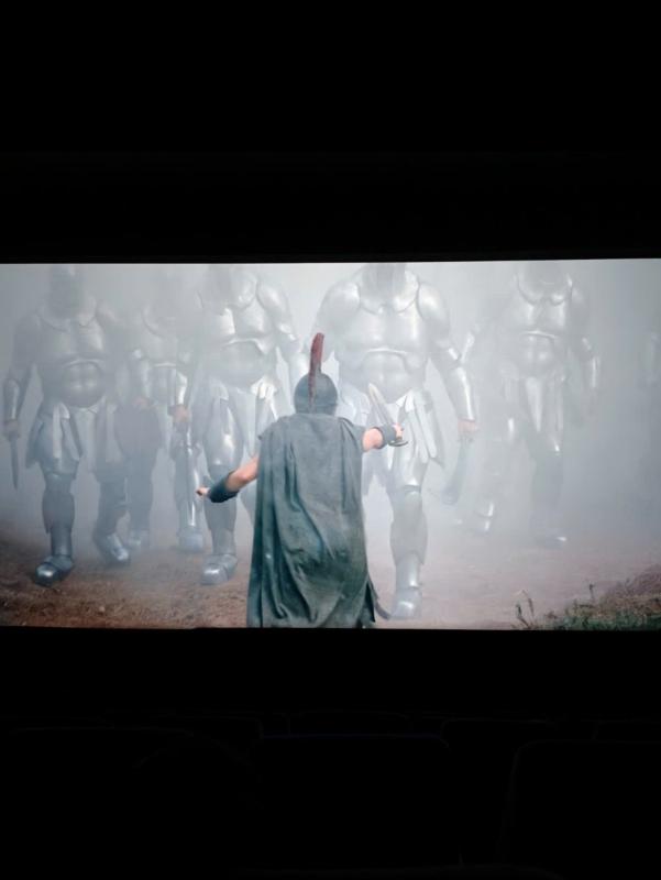 IMAX ảnh 2 IMAX ảnh 2