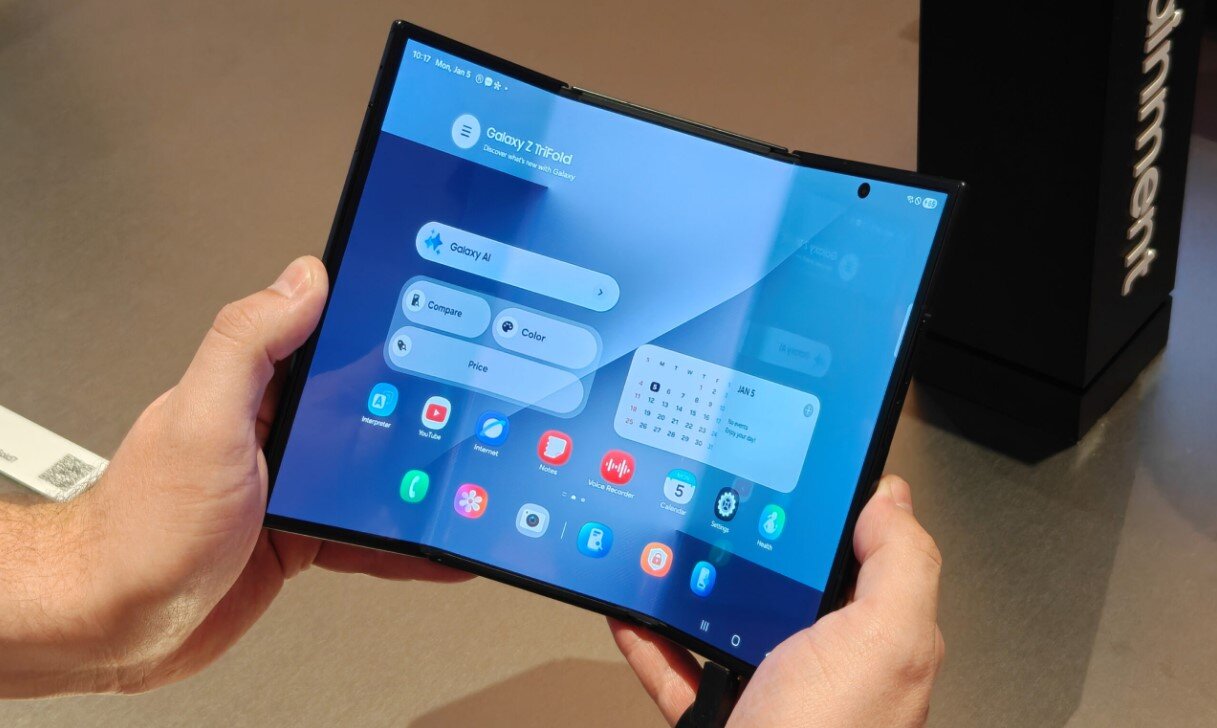 Galaxy Z TriFold.
