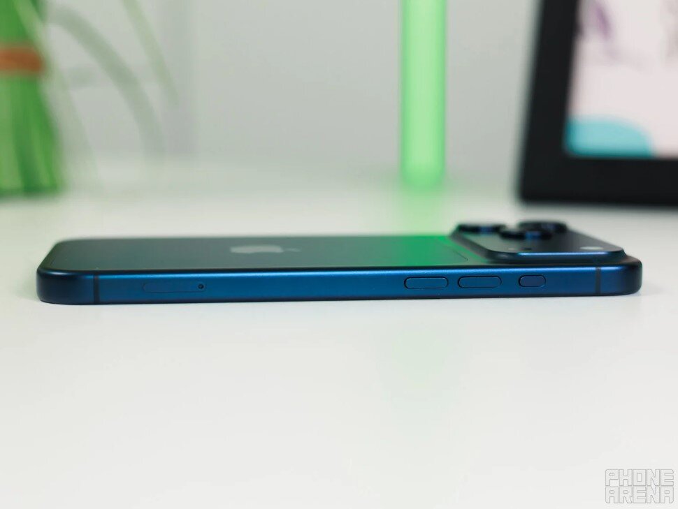 iPhone 18 Pro sẽ sở hữu viên pin 4.288 mAh.