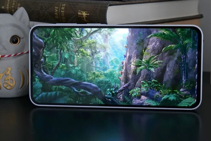 Mẫu điện thoại Samsung bền, pin lâu mà không “đau ví” đáng cân nhắc - 2