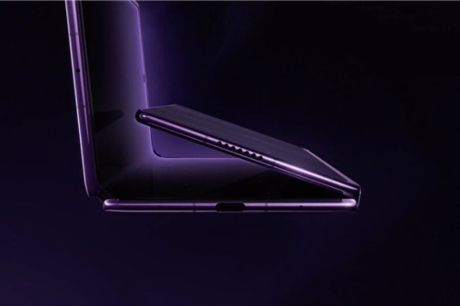 Huawei ra mắt Mate XT 2 với màu tím và thiết kế gập mới - 2