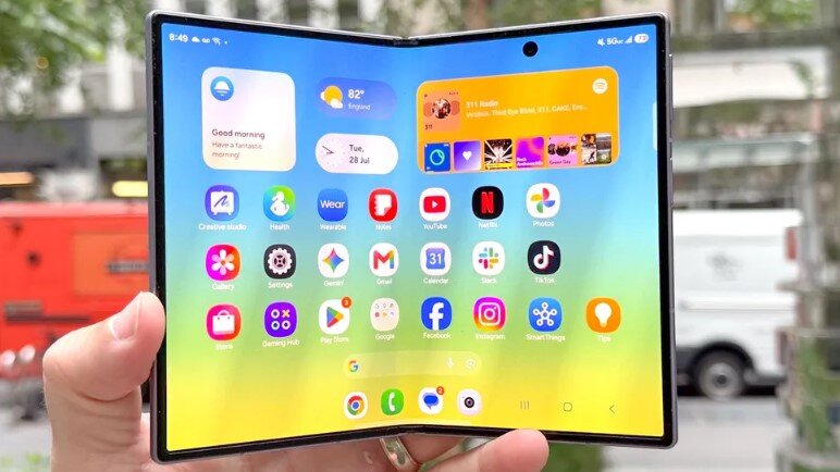 Galaxy Z Fold8.