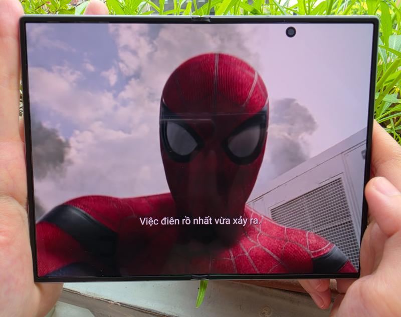 Galaxy Z Fold8 ảnh 4 Galaxy Z Fold8 ảnh 4