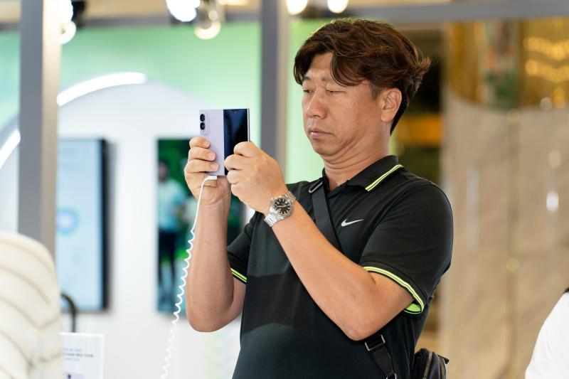 Galaxy Z Fold8 ảnh 7 Galaxy Z Fold8 ảnh 7