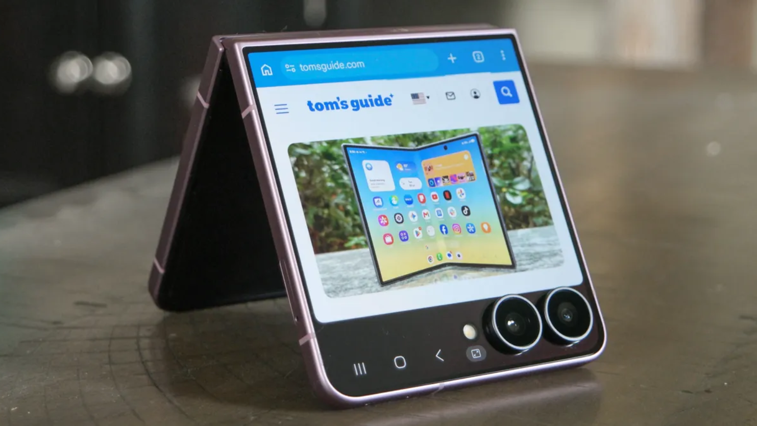 Galaxy Z Flip 8.