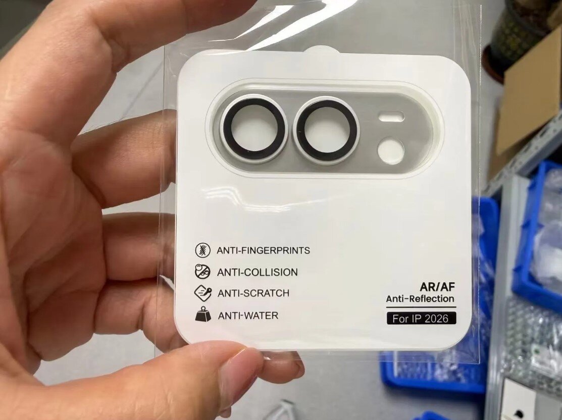 2 màu dự kiến của iPhone Ultra sẽ là bạc và xanh đậm.