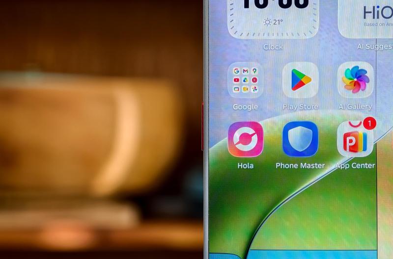 smartphone không viền, Tecno Bezelless phone, điện thoại không viền, viền màn hình ảnh 4 smartphone không viền, Tecno Bezelless phone, điện thoại không viền, viền màn hình ảnh 4