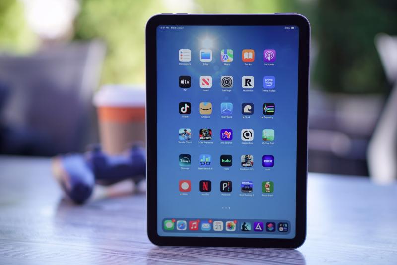 MacBook Pro OLED, MacBook Ultra OLED, sản phẩm Apple mới, iPhone Duo ra mắt, iPad mini OLED ảnh 4 MacBook Pro OLED, MacBook Ultra OLED, sản phẩm Apple mới, iPhone Duo ra mắt, iPad mini OLED ảnh 4