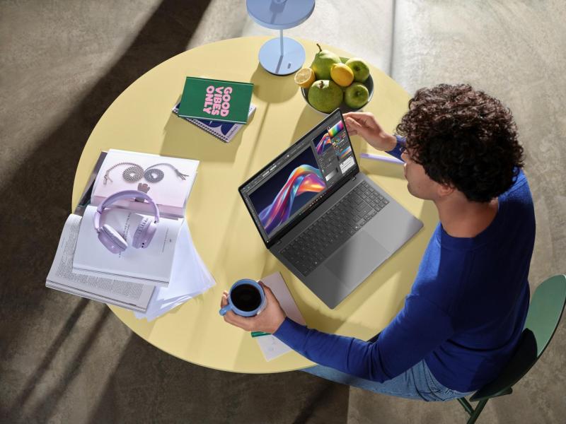 ASUS ảnh 4 ASUS ảnh 4