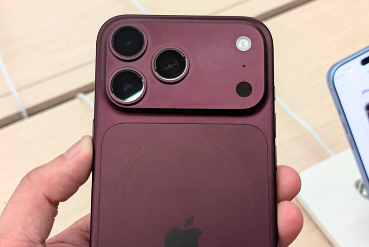 Đặt cạnh nhau mới thấy màu iPhone 18 Pro nào thực sự gây chú ý - 2