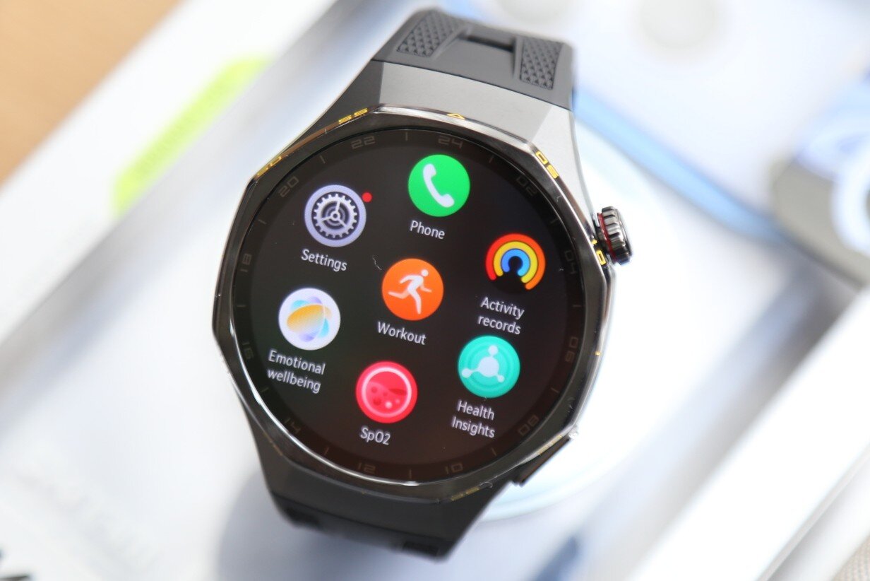 Huawei Watch GT 7 Pro.