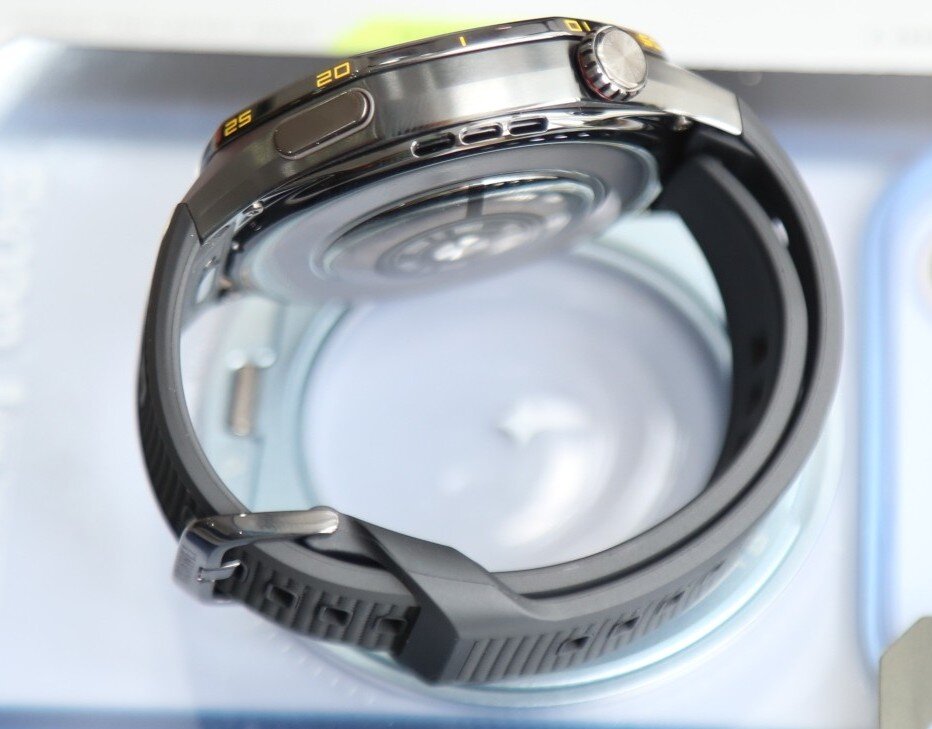 Huawei tung Watch GT 7 Pro dùng vỏ hợp kim titanium, pin 21 ngày - 4