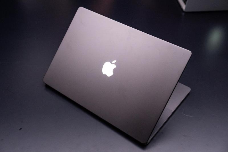 MacBook Pro PROLED XDR, MacBook Pro cảm ứng, laptop cảm ứng, Apple ra mắt MacBook ảnh 2 MacBook Pro PROLED XDR, MacBook Pro cảm ứng, laptop cảm ứng, Apple ra mắt MacBook ảnh 2